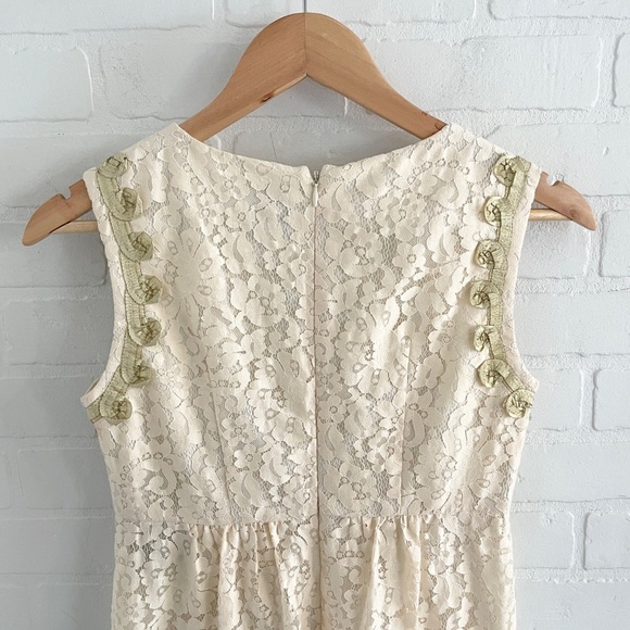 NWT Anna Sui Anthropologie Lonoke Crochet Ivory Cream Lace Sheath Dress Size 0 - Picture 11 of 16